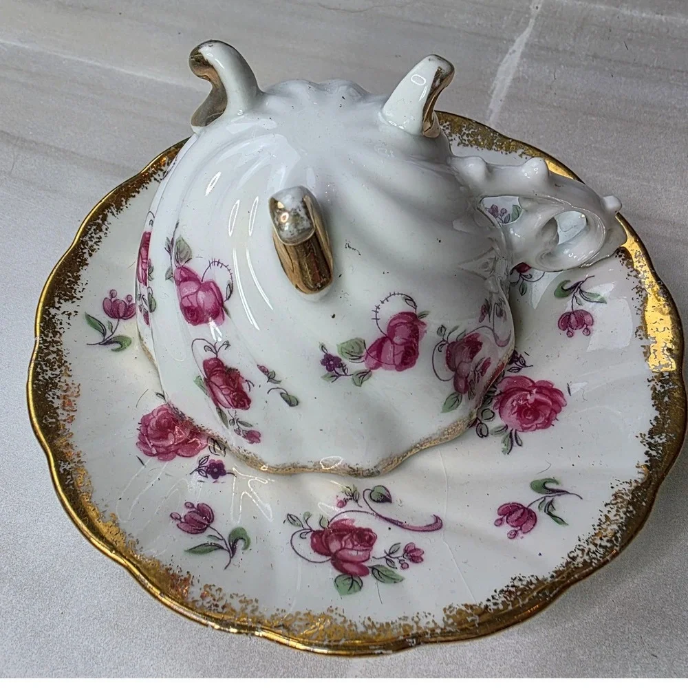 Vintage Footed Porcelain Teacup and Saucer Set Pink‎ Roses Gold Gilt Swirl Trim